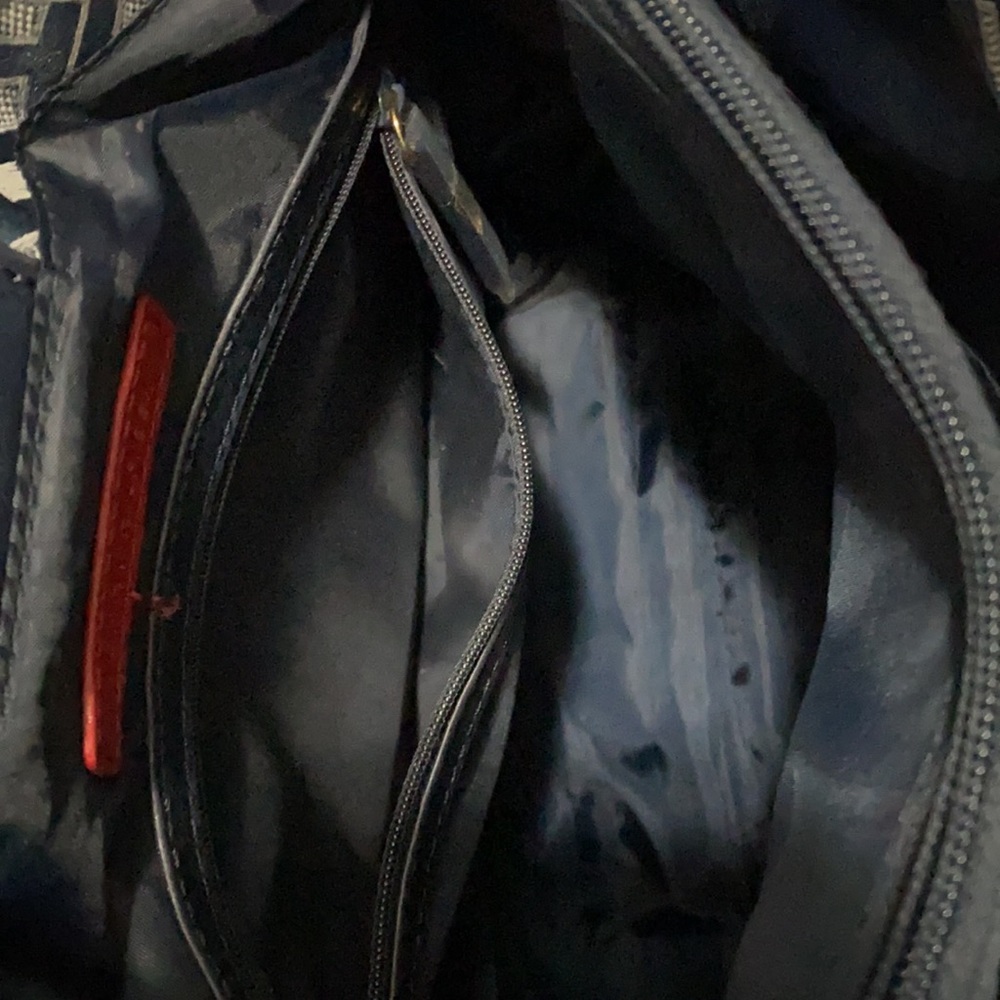 Tommy Hilfiger blue logo purse - Picture 9 of 11